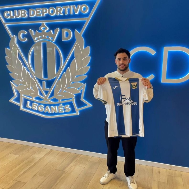 عکس/ جزئیات جدید از انتقال بزرگ یک بازیکن فوتبال ایران به لالیگا عکس/ جزئیات جدید از انتقال بزرگ یک بازیکن فوتبال ایران به لالیگا