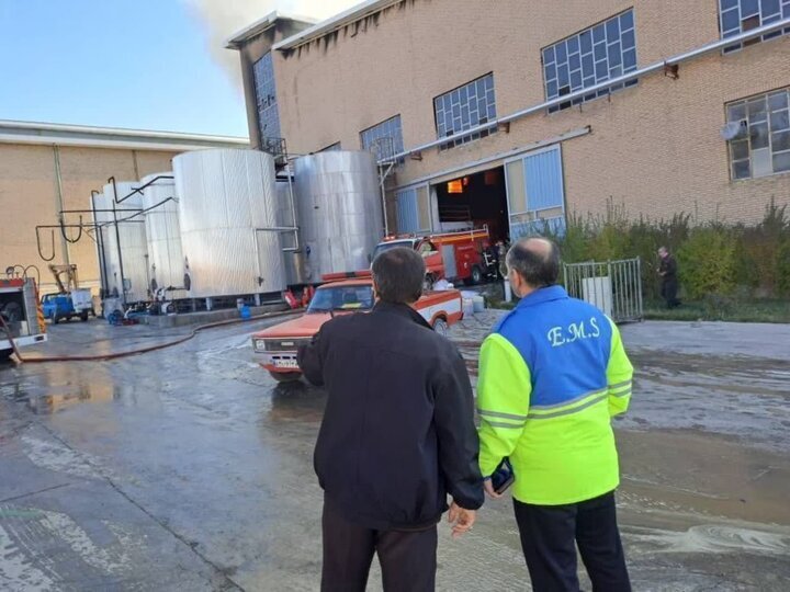 آتش سوزی کارخانه روغن نباتی در نیشابور / 4 نفر کشته شدند