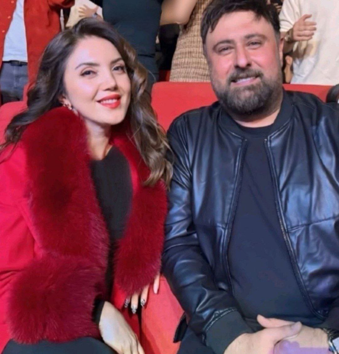 عکس/ دیدار صمیمانه محمد علیزاده و عایشه‌گل در کنسرت استانبول فرزاد فرزین