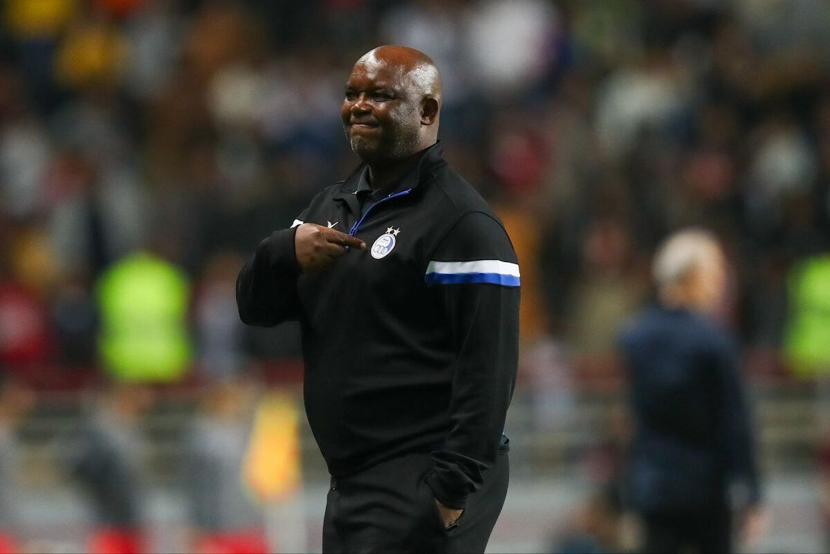 عکس/ دلبری موسیمانه از هواداران استقلال در نزدیکی یحیی گل‌محمدی