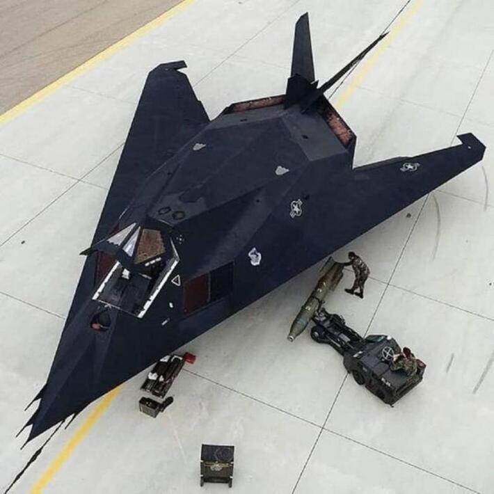 عکس/ شاهین شب؛ عجیبترین جنگنده نیروی هوایی آمریکا عکس/ شاهین شب؛ عجیبترین جنگنده نیروی هوایی آمریکا