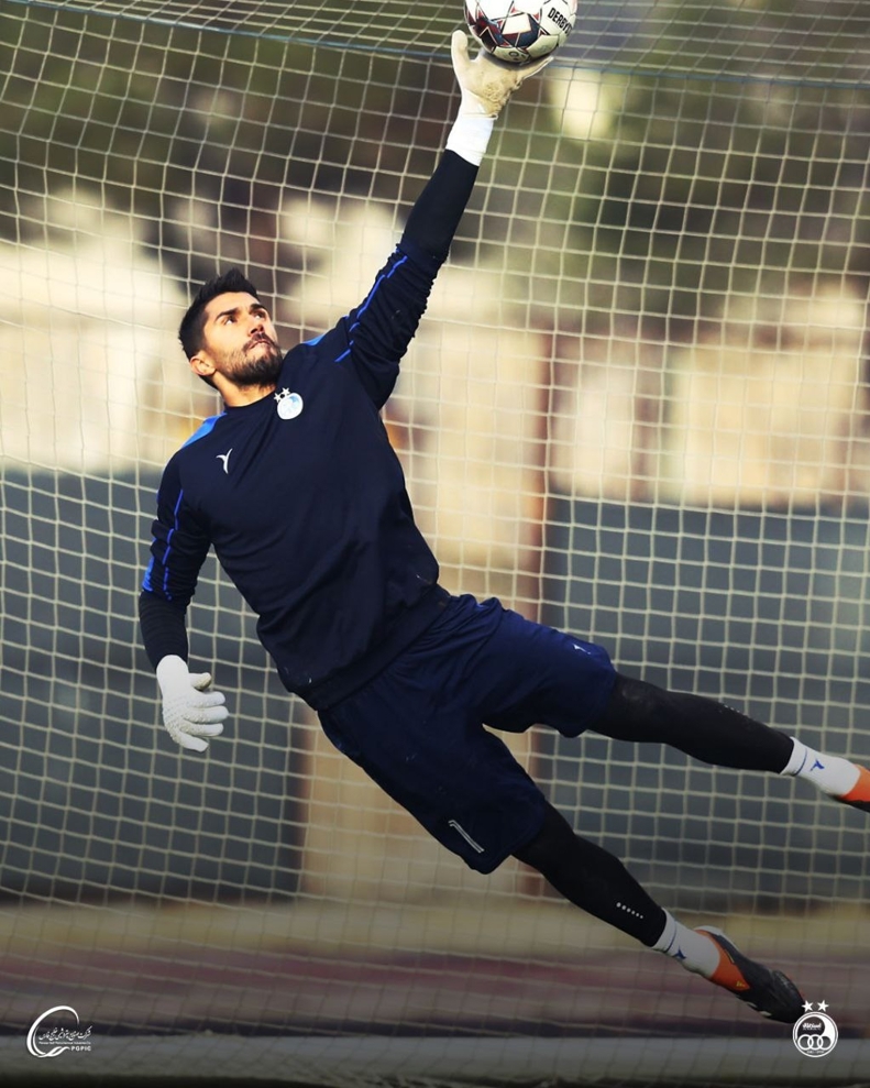 عکس/ سیدحسین در تمرین هم گل نمیخورد؛ آمادگی کامل کاپیتان استقلال عکس/ سیدحسین در تمرین هم گل نمیخورد؛ آمادگی کامل کاپیتان استقلال