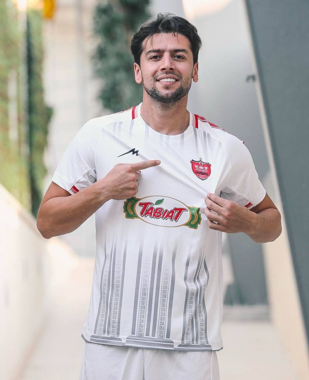 عکس/رونمایی از پیراهن سوم پرسپولیس برای دیدار با الریان