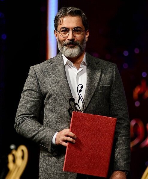 سروش صحت در کنار همسر و پسرش در جشن حافظ! سروش صحت در کنار همسر و پسرش در جشن حافظ!