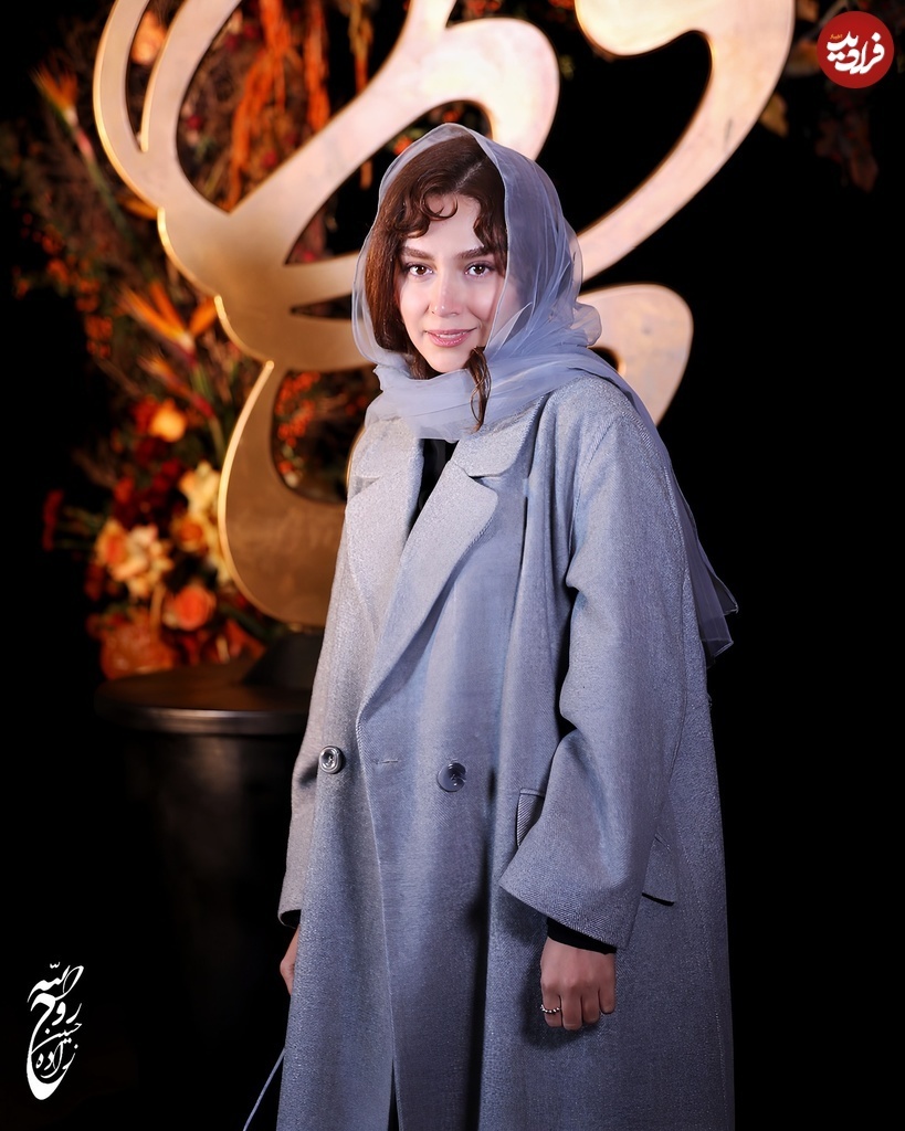 عکس/ دیبا زاهدی و ژاله شاهی در جشنواره حافظ حضور یافتند