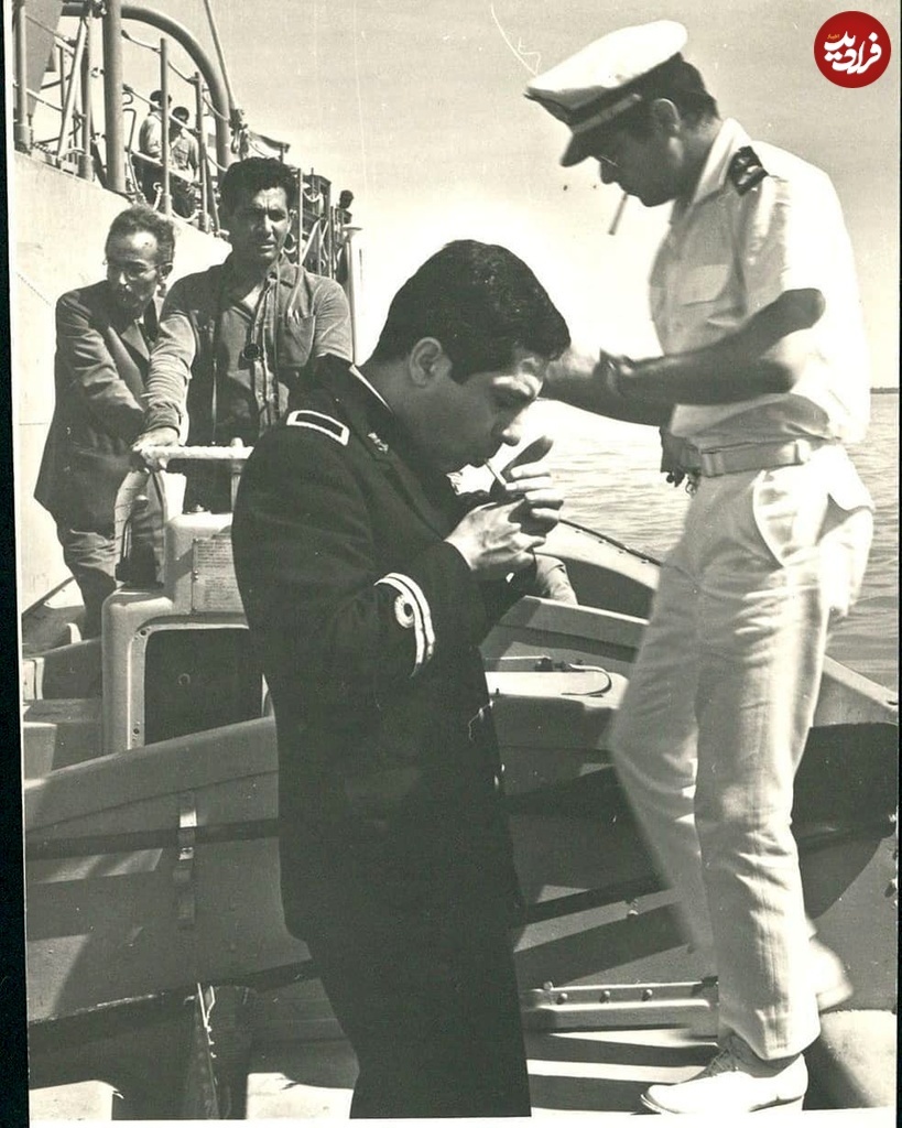 عکس/ بهروز وثوقی و ساموئل خاچیکیان در پشت صحنه فیلم هنگامه؛ سال ۱۳۴۷