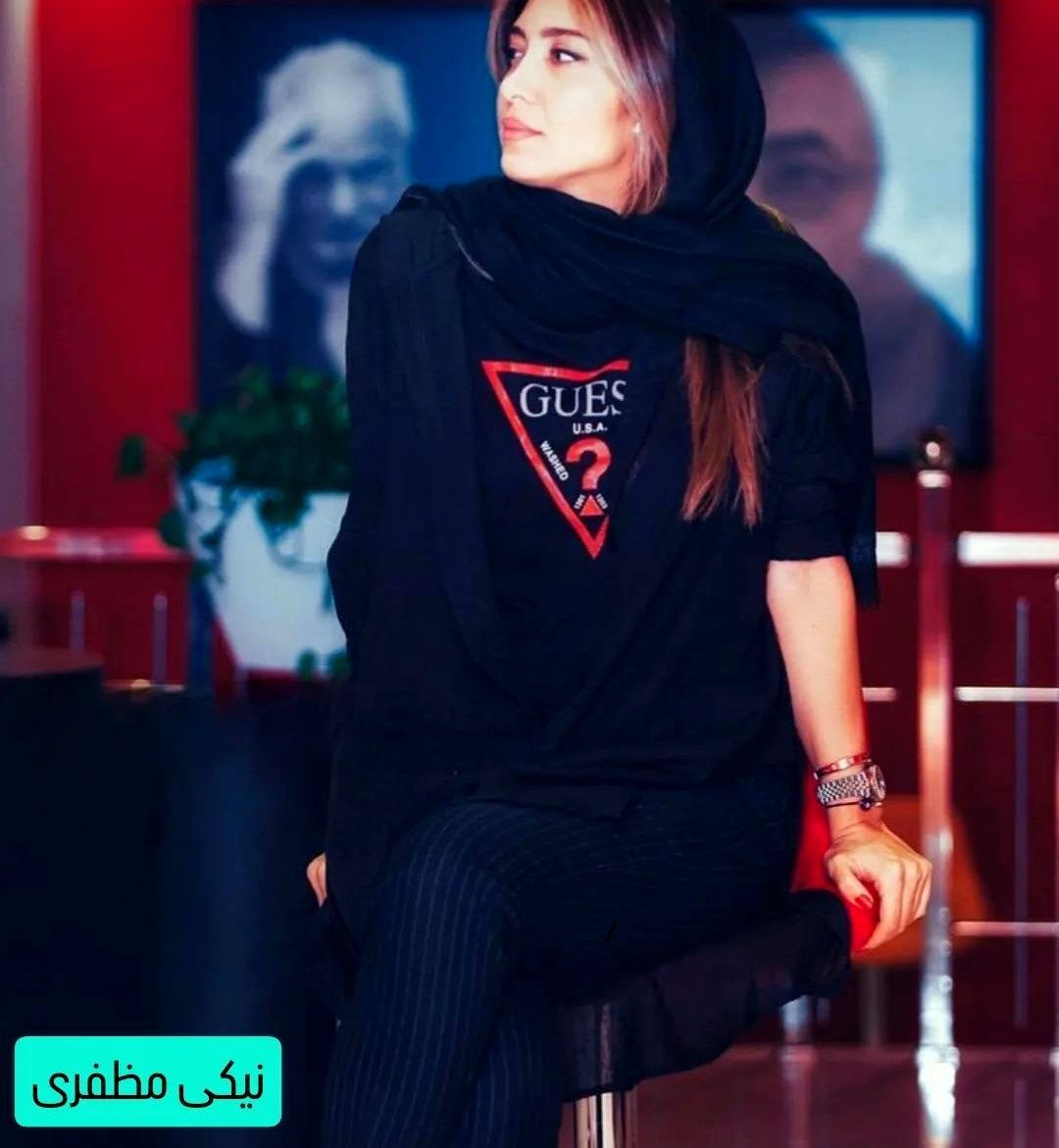 عکس‌های دیده نشده از صحرا اسداللهی و لیلا بلوکات و نیکی مظفری و مهران مدیری