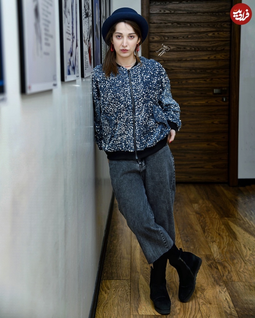 عکس/ پوشش متفاوت روشنک گرامی؛ «ترنج» سریال گمشدگان در یک مکان هنری