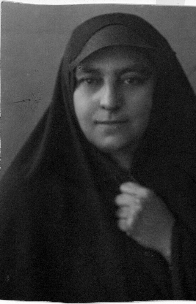 عکس/سفر به عصر قاجار؛ «اشرف‌الملوک، دختر مظفرالدین شاه» در دهه ۱۲۸۰