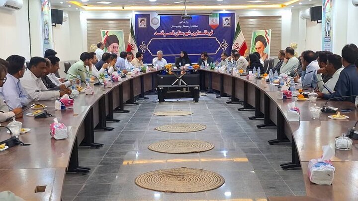 هیچ دانش‌آموزی نباید از تحصیل محروم شود