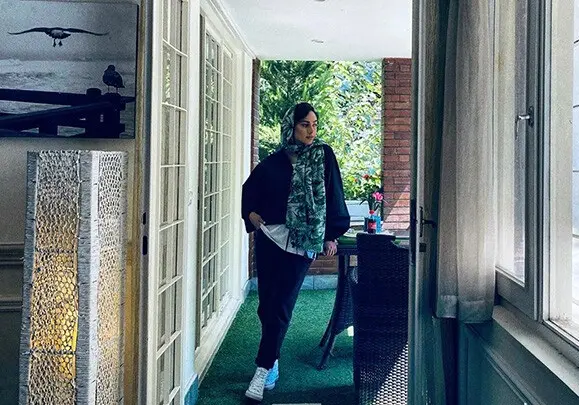 عکس ترلان پروانه با تیپی متفاوت عکس ترلان پروانه با تیپی متفاوت