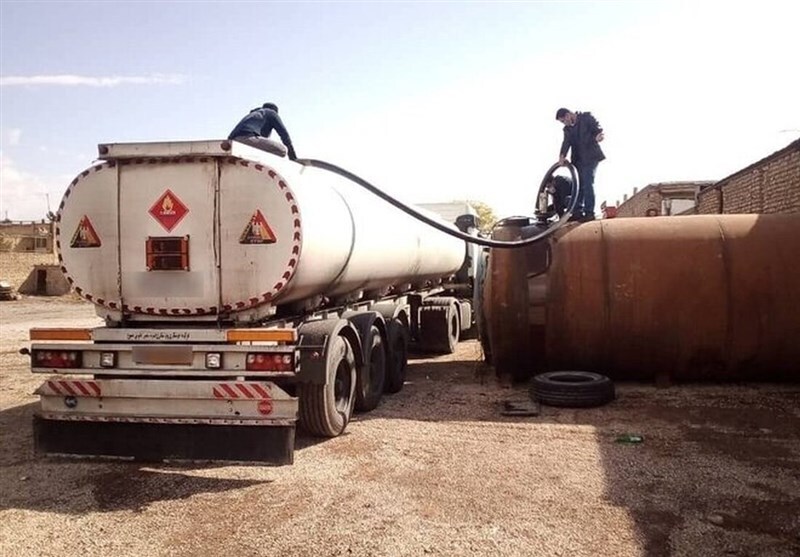 محاکمه 21 نفر از متهمان یکی از پرونده‌های قاچاق سوخت