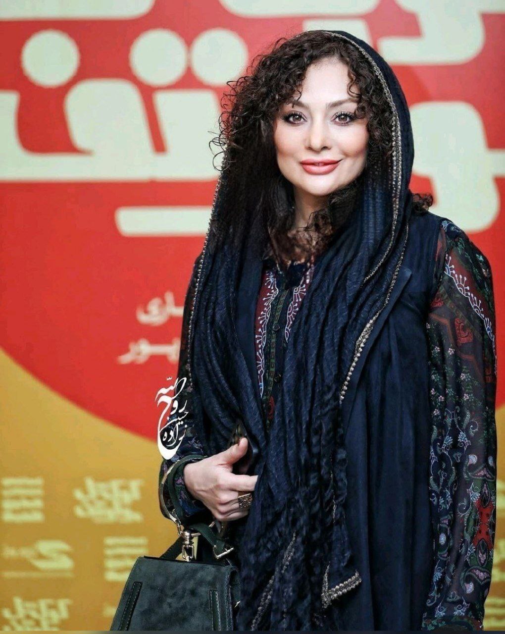 عکس/استایل یکتا ناصر در یک مراسم جلب‌توجه کرد