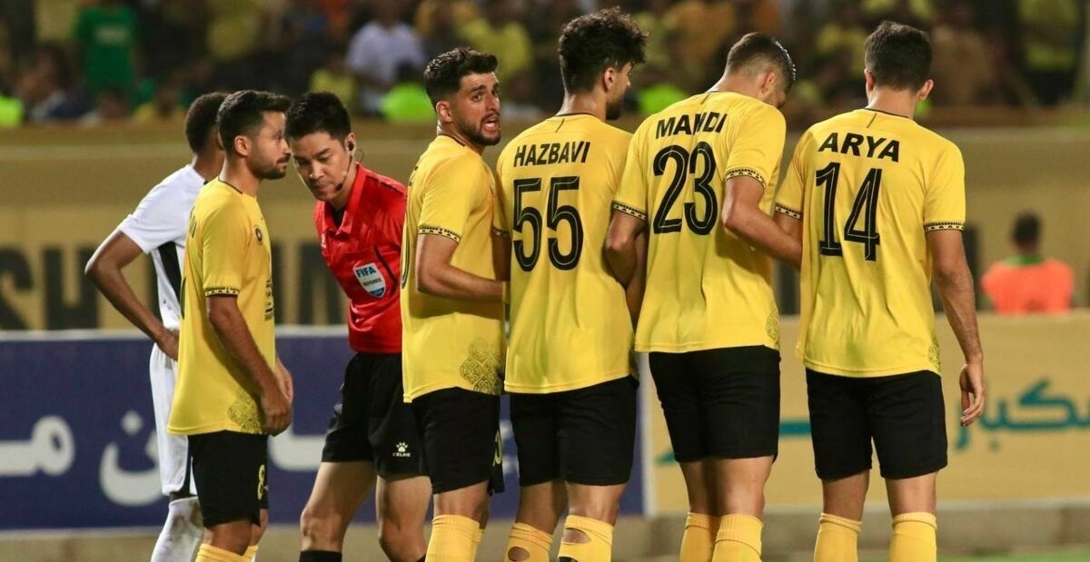 باشگاه سپاهان: دو پنالتی ما سوخت! چرا داور به درخواست VAR بی‌توجهی کرد؟