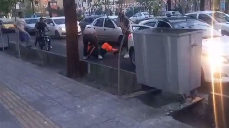 ضرب و شتم یک پاکبان در سمنان/ ضارب دستگیر شد ضرب و شتم یک پاکبان در سمنان/ ضارب دستگیر شد