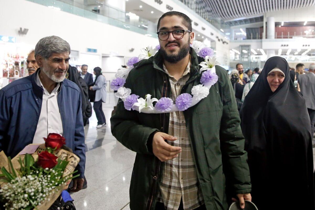 زائر ایرانی بازداشتی در عربستان به کشور بازگشت