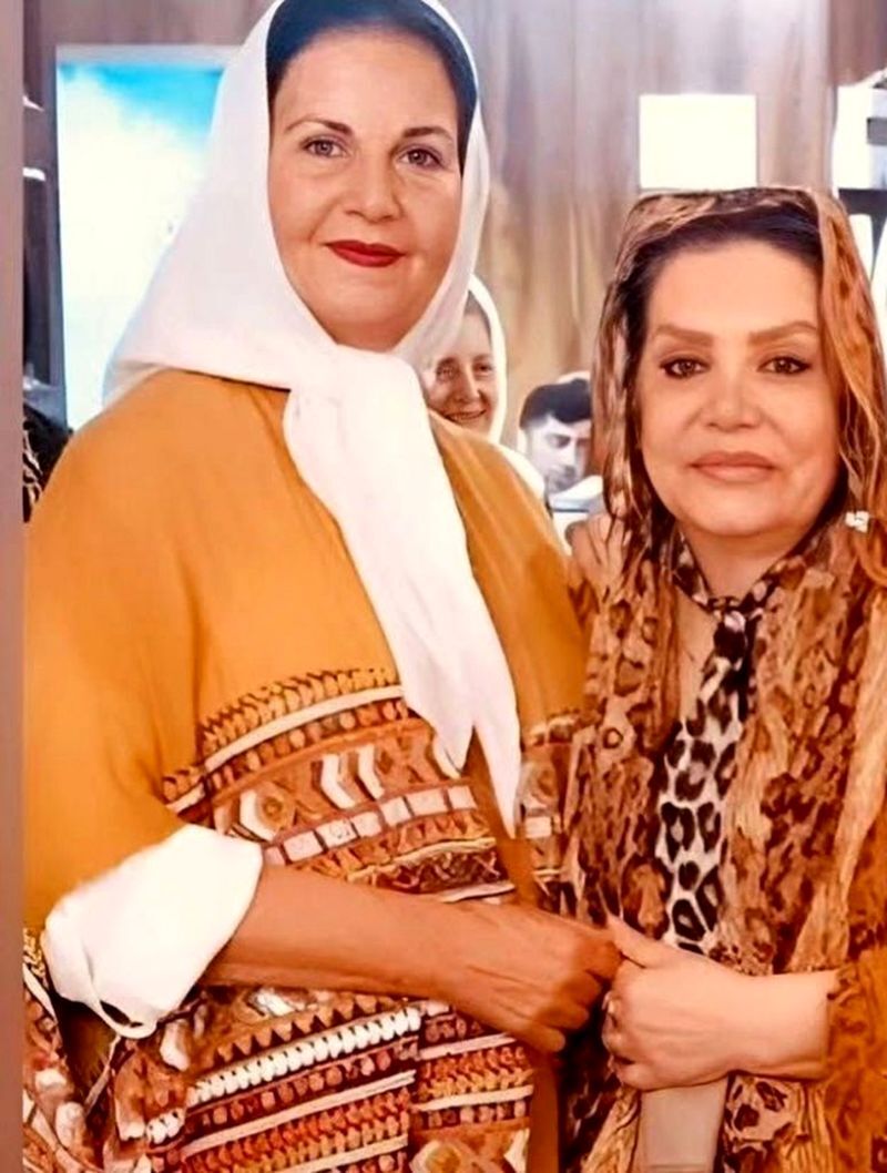 عکس/تیپ روسی «فائقه آتشین» در نوجوانی؛ گیتی و پوری در دهه ۹۰