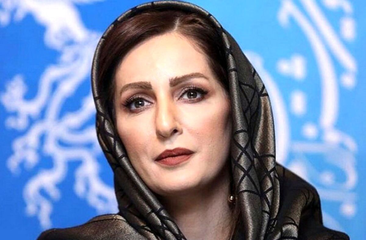 فیلم/دابسمش شقایق دهقان با آهنگ مازندرانی در تاکسی