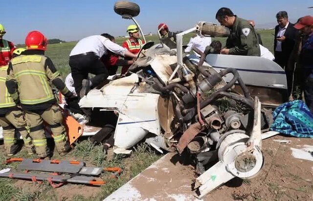 سقوط هواپیمای آموزشی در قزوین/ 2 نفر مصدوم شدند