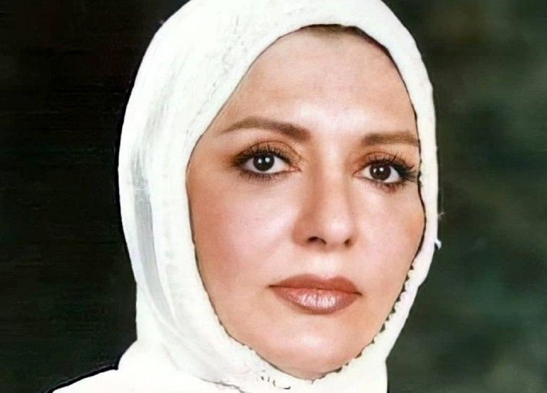 عکس/ «گوگوش در نوجوانی در آغوش پدرش صابر آتشین»؛ دهه 30