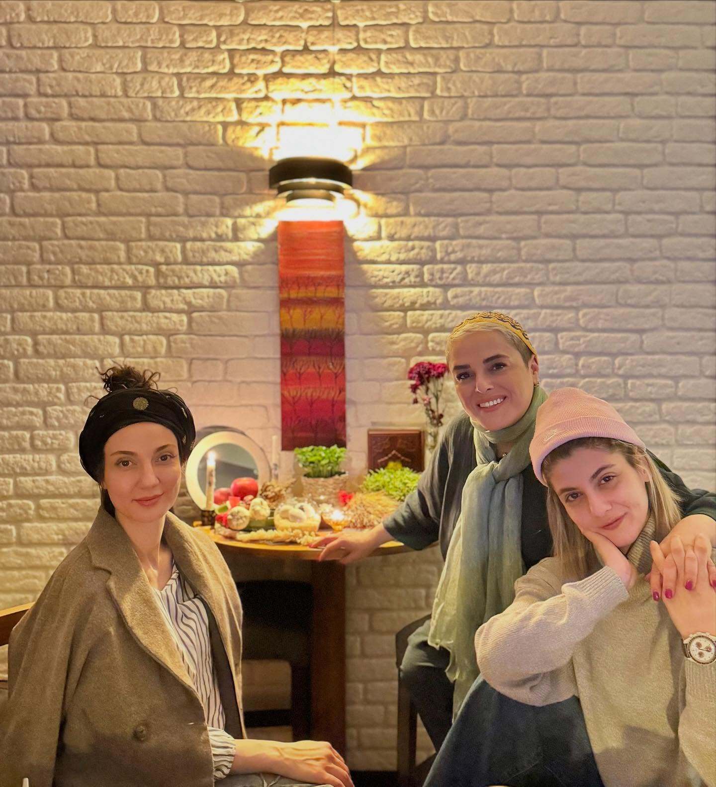 عکس/مهسا طهماسبی و حدیث میرامینی در یک قاب نوروزی