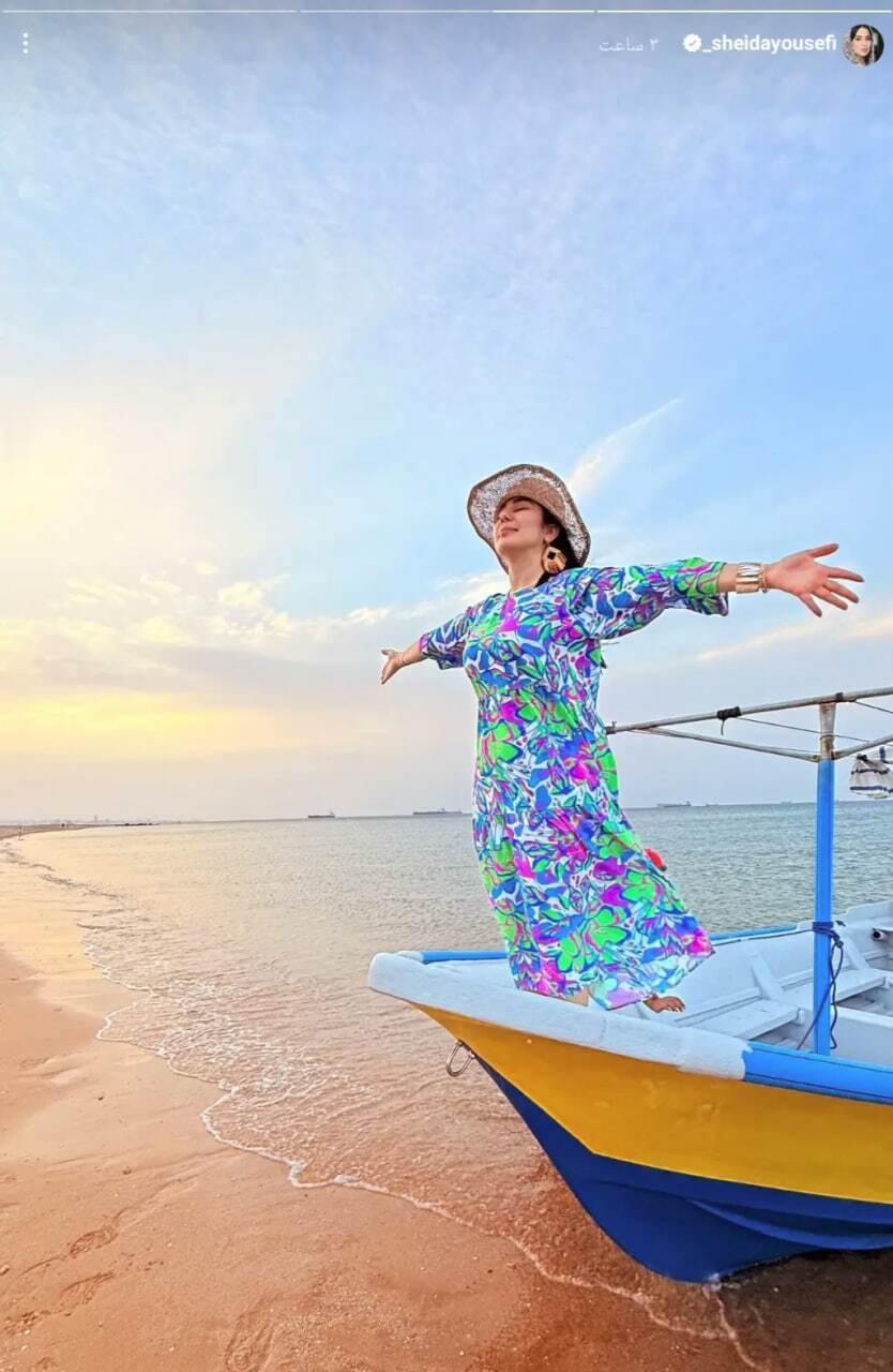 عکس/بازیگر زن سینما و تلویزیون کنار دریا عکس/بازیگر زن سینما و تلویزیون کنار دریا