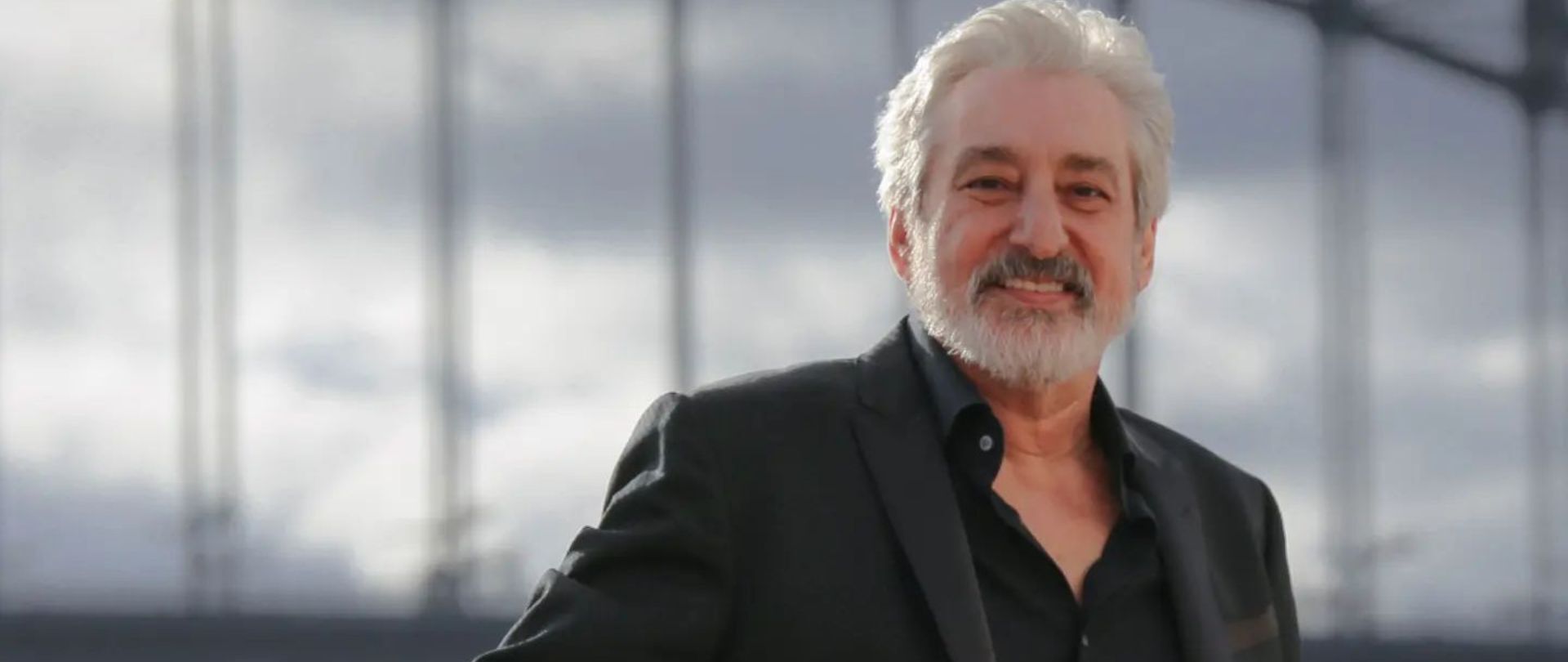 عکس/دیدار صمیمی ابی با بازیگر سریال دردسر‌های عظیم