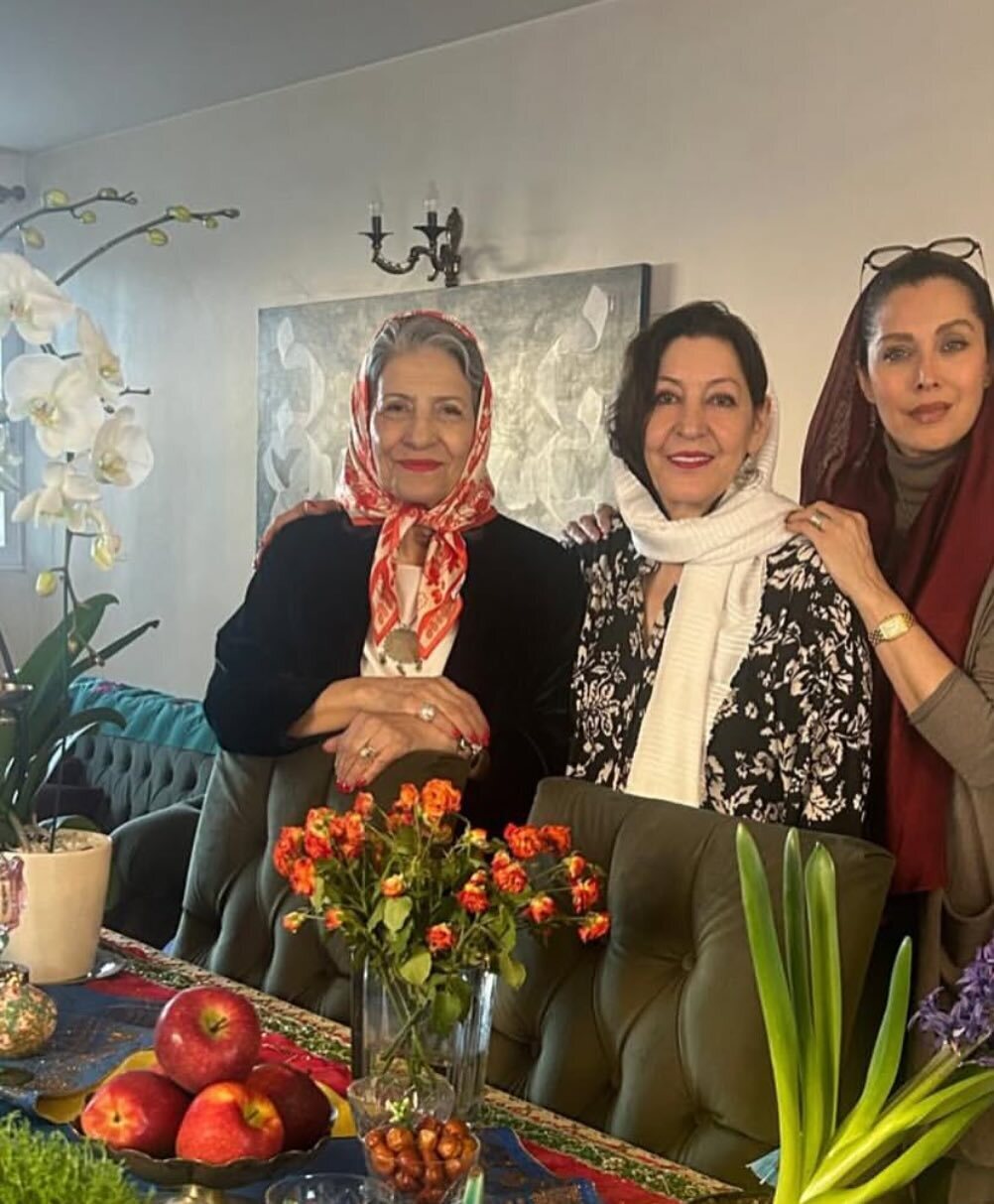 عکسی از دیدار نوروزی مهتاب کرامتی و احترام بر‌ومند