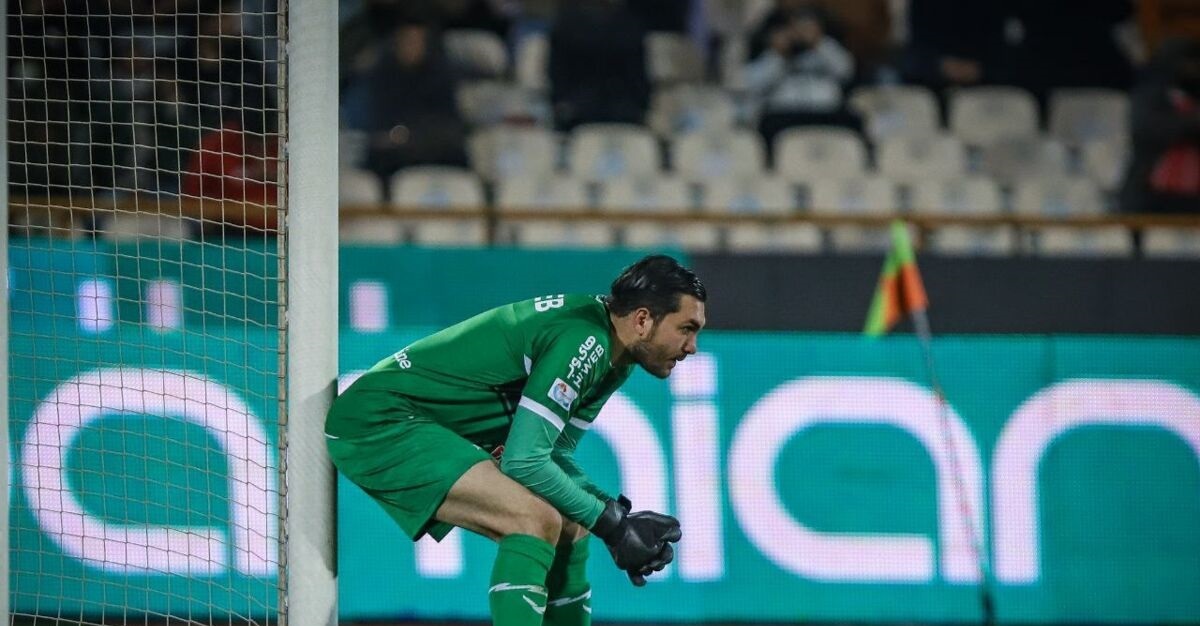 به فکت حضور علیرضا حقیقی، استقلال خیبر را می‌برد!