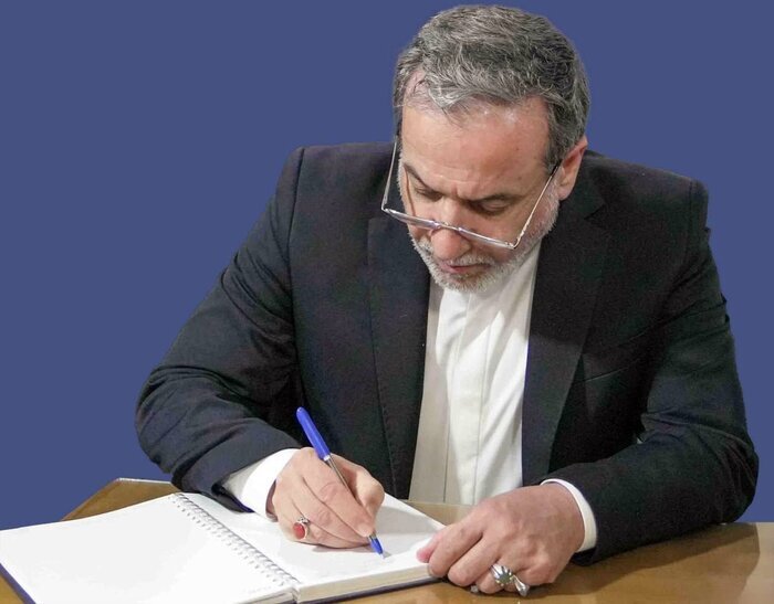 عراقچی: تهدید‌های ترامپ علیه ایران نقض فاحش حقوق بین‌الملل و منشور ملل متحد است