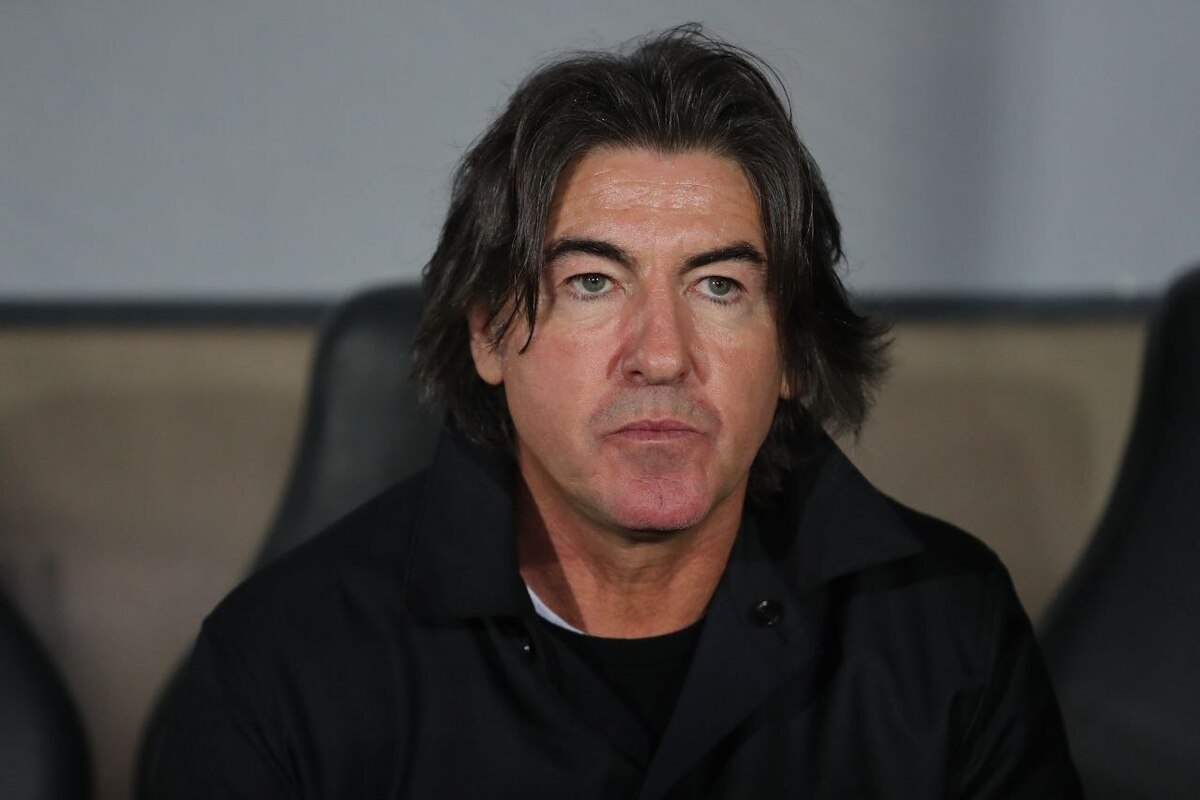 جلسه شبانه استقلالی‌ها جواب داد؛ تاجرنیا کنار ساپینتو ایستاد