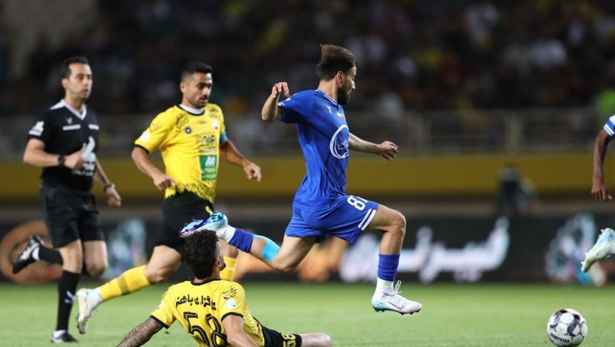 کار سخت سحرخیزان و خط حمله آبی‌ها/ هرچقدر سپاهان سخت گل می‌خورد استقلال برعکس!