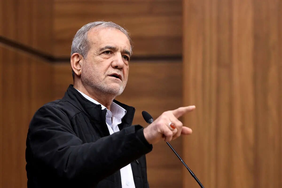 توضیح پزشکیان درباره استعفای فرزین و انتخاب همتی