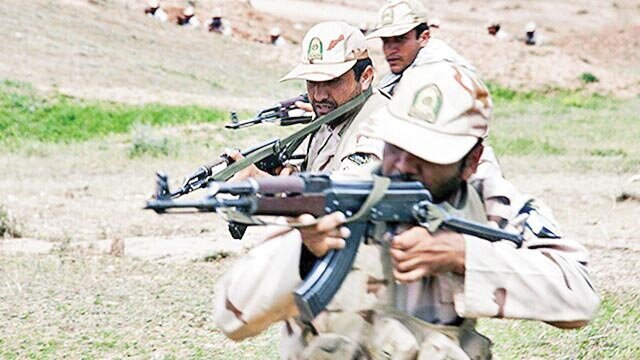 درگیری مرزبانان در سراوان با تیم تروریستی
