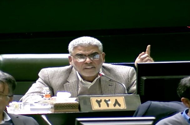 عضو کمیسیون اقتصادی: بودجه ۱۴۰۵ به شدت تورم زاست