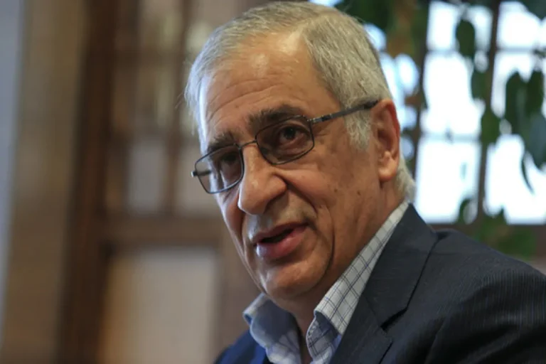 طهماسب مظاهری: نباید خطای دولت‌های گذشته در تک‌نرخی‌کردن ارز تکرار شود