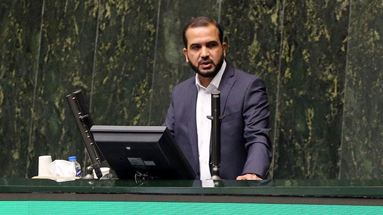 نرخ ارز ترجیحی حذف شد؛ مالیات بر ارزش افزوده در سال آینده ۱۰ درصد خواهد بود