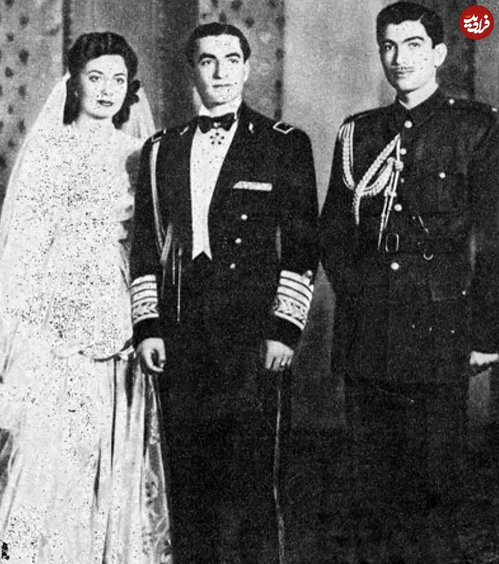 عکس/ سال ۱۳۲۶؛ محمدرضا پهلوی در مراسم عروسی غلامرضا پهلوی و هما اعلم