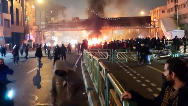 اولین آمار رسمی از جانباختگان اعتراضات دی ماه؛ ۳۱۱۷ کشته | بنیاد شهید: ۲۴۲۷ نفر به شهادت رسیدند