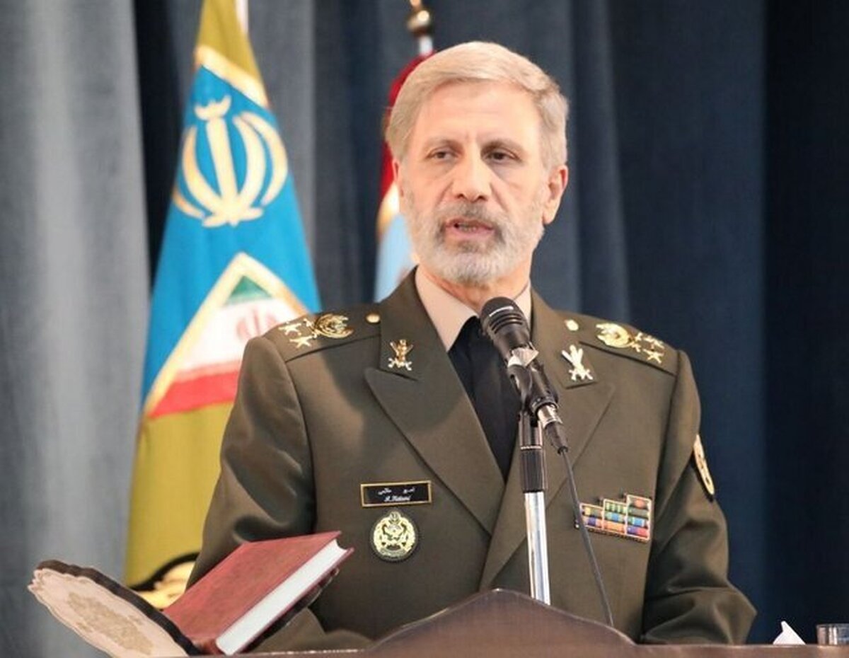 سرلشکر حاتمی: دست ما روی ماشه است/ صلح‌طلب‌ترین نظام حاکم در منطقه هستیم