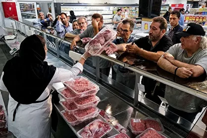 اعتراض معیشتی مردم شنیده نشد/ گوشت به تنهایی ۲۰۰ تا ۳۰۰ درصد گران شده است