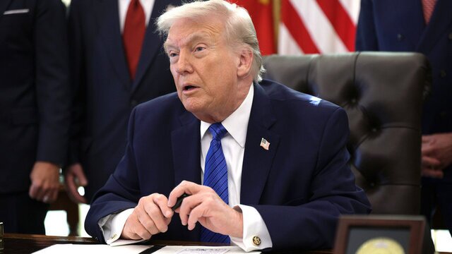 ترامپ دستور توقیف کشتیهای عازم کوبا را برای یک سال دیگر تمدید کرد