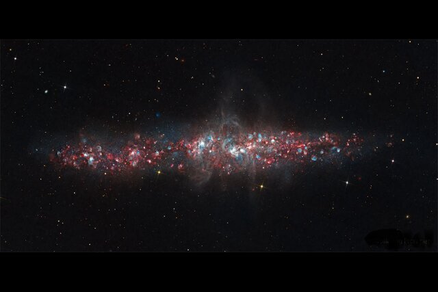 عکس روز ناسا از «کهکشان رشته مروارید»