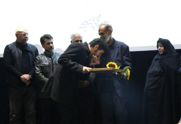 شهاب حسینی: سیاستمداران مخاطب سینما نیستند/ جواد گنجی یک داغ بردل نشسته شهاب حسینی: سیاستمداران مخاطب سینما نیستند/ جواد گنجی یک داغ بردل نشسته