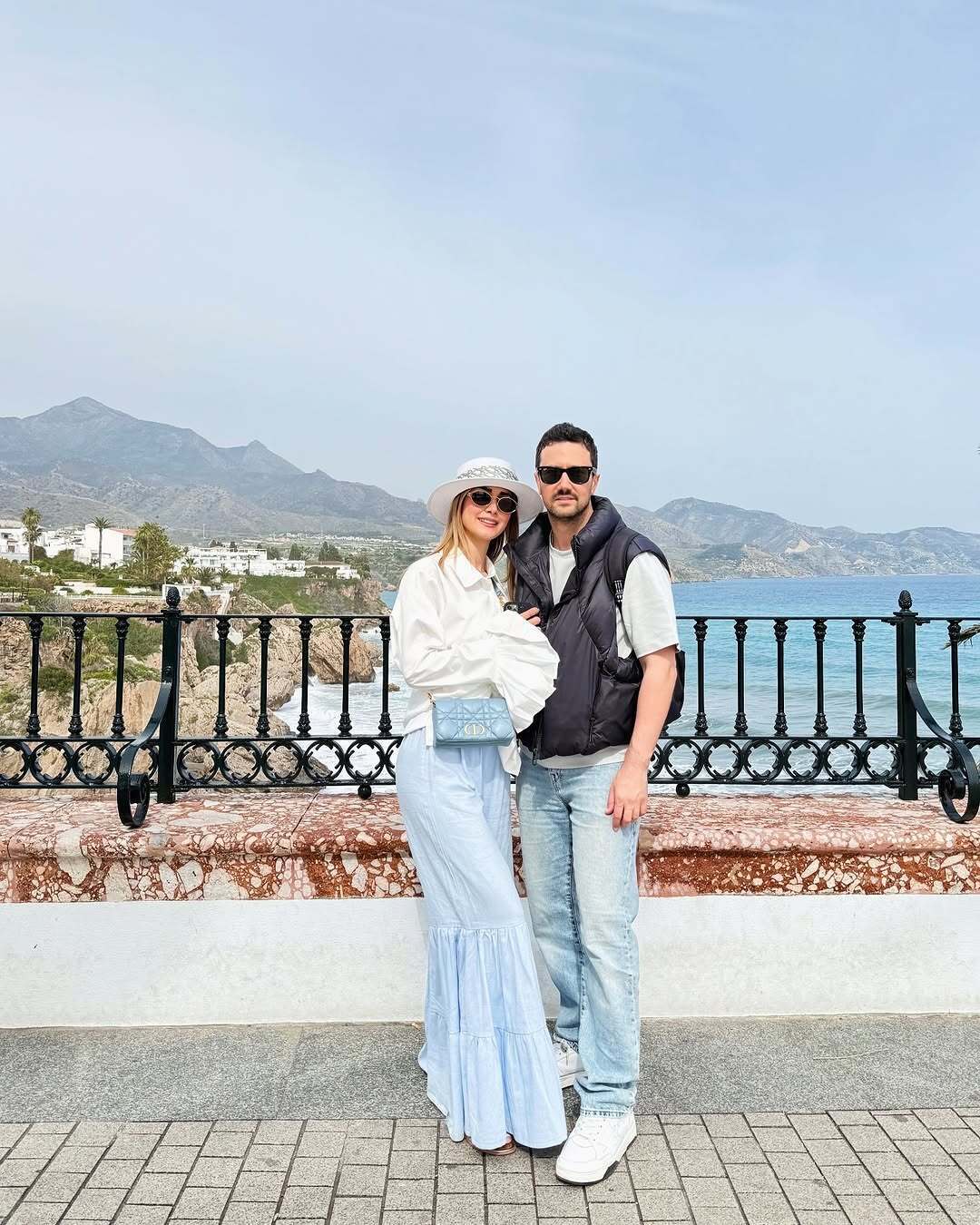 عکس/تصویر شاهرخ استخری و همسرش در یک لوکیشن تماشایی