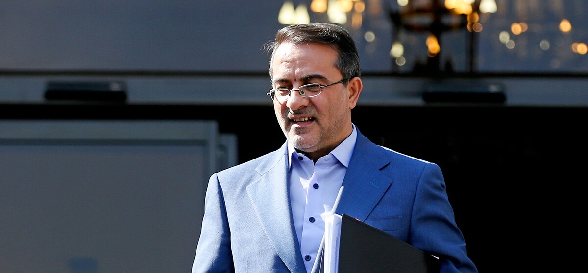 رفیع‌زاده: کارمندان از 15 خرداد، 6 صبح به محل کار بیایند