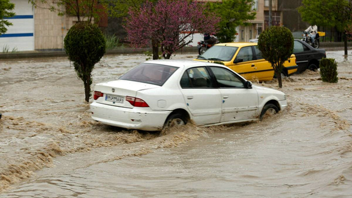 هواشناسی ۱۴۰۴/۰۲/۱۲/ رگبار و رعد و برق در ۲۱ استان