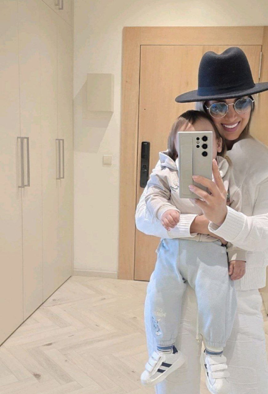 عکس تازه همسر و پسر بهرام رادان در اینستاگرام