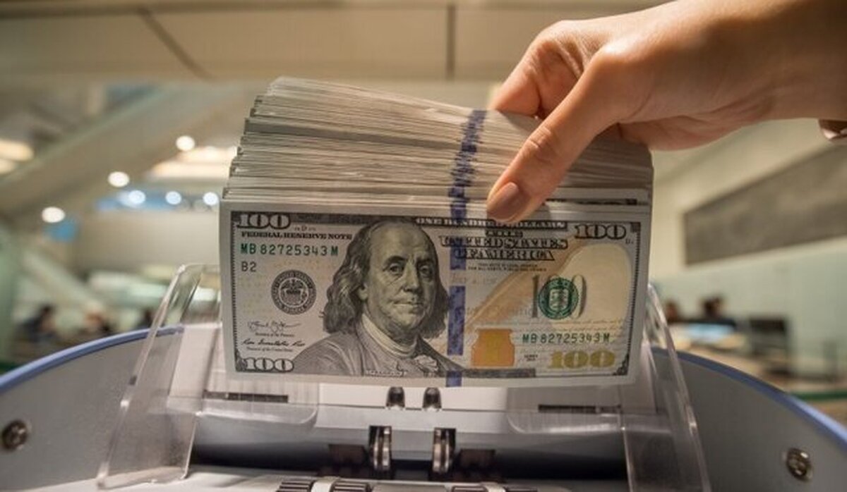 کاهش قیمت ارز تجاری