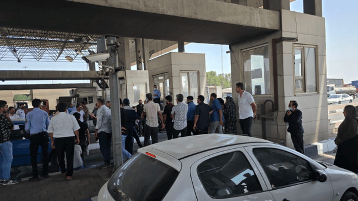 تجمع خانواده مفقودان انفجار بندر رجایی